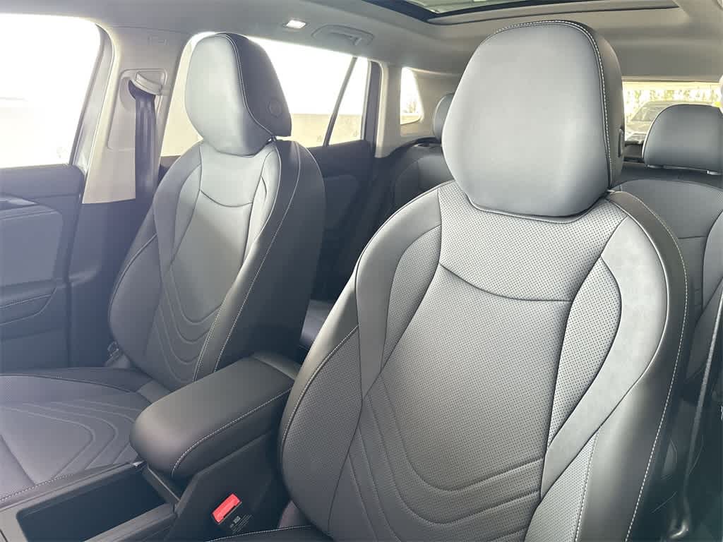 Thumbnail: 2026 Volkswagen Tiguan - 14