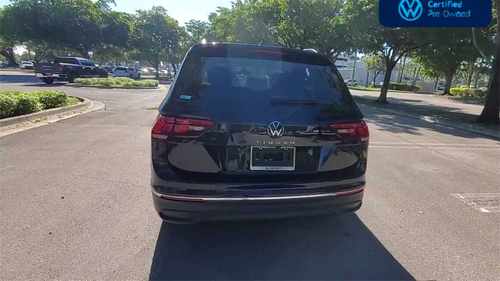 Thumbnail: 2024 Volkswagen Tiguan - 7