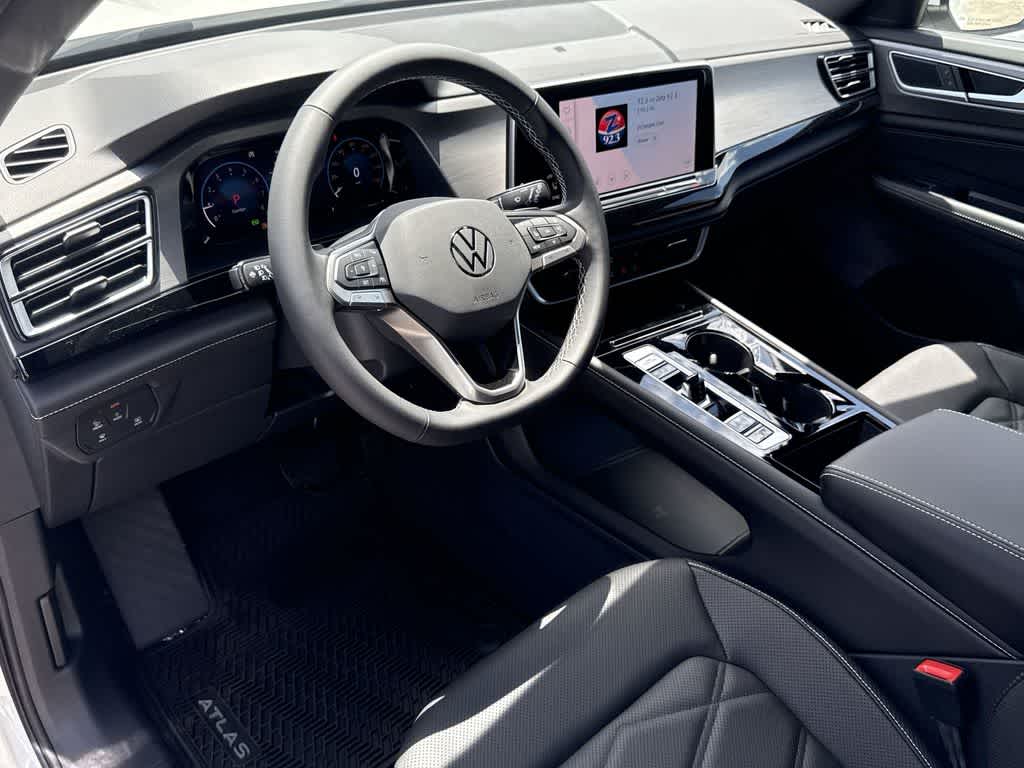 Thumbnail: 2026 Volkswagen Atlas - 13