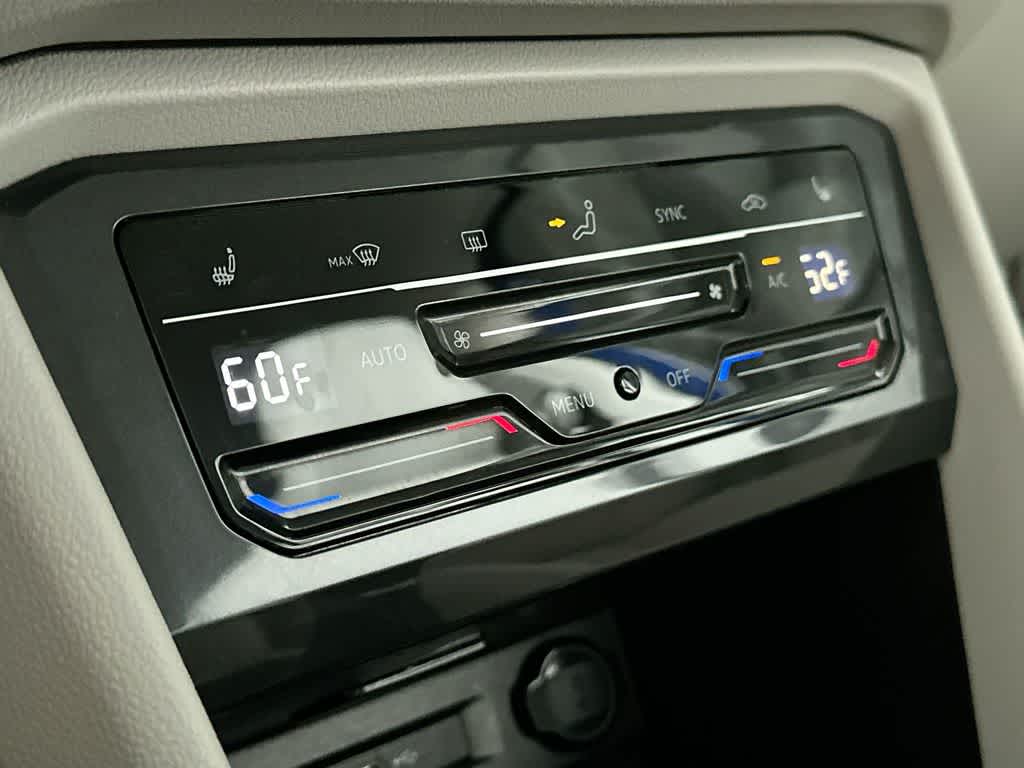 Thumbnail: 2024 Volkswagen Tiguan - 20