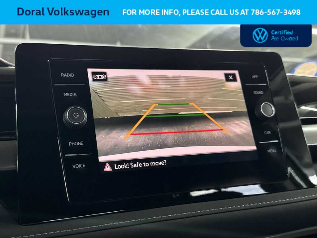 Thumbnail: 2025 Volkswagen Taos - 19