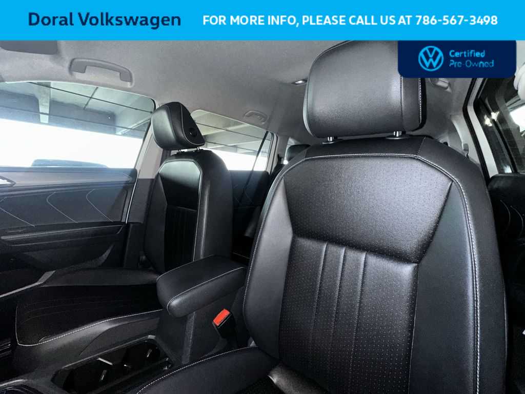 Thumbnail: 2023 Volkswagen Tiguan - 14