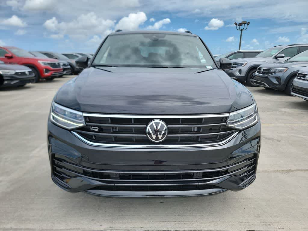 Thumbnail: 2023 Volkswagen Tiguan - 10