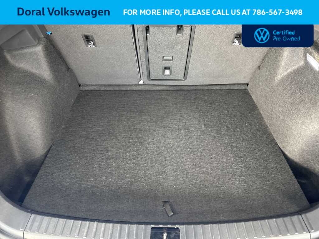 Thumbnail: 2025 Volkswagen Taos - 25