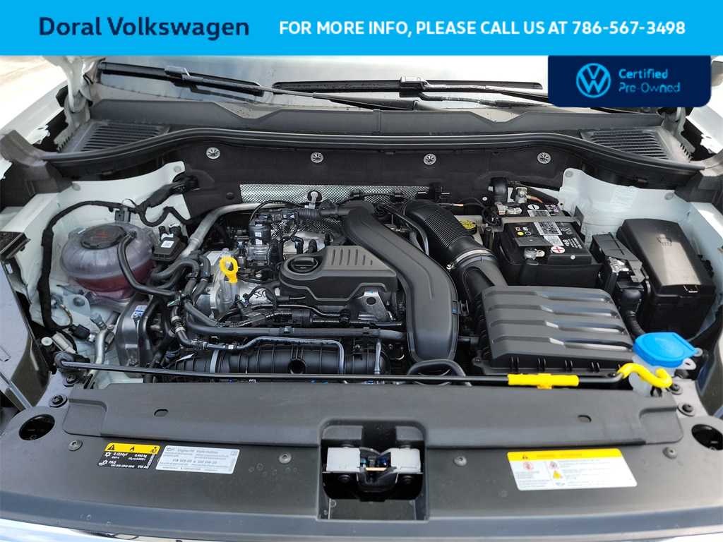2023 Volkswagen Taos SE 18