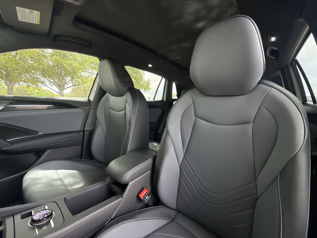 Thumbnail: 2026 Volkswagen Tiguan - 14