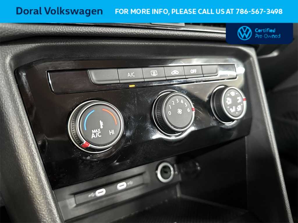 Thumbnail: 2024 Volkswagen Taos - 20