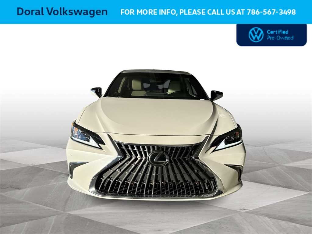 Used 2025 Lexus ES Sedan