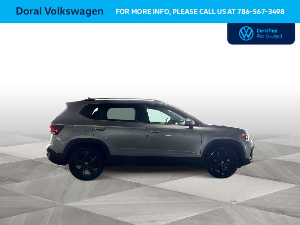 Thumbnail: 2025 Volkswagen Taos - 9