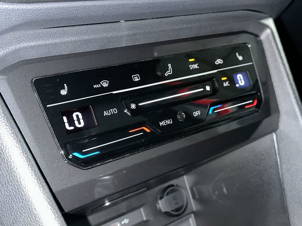 Thumbnail: 2024 Volkswagen Tiguan - 20