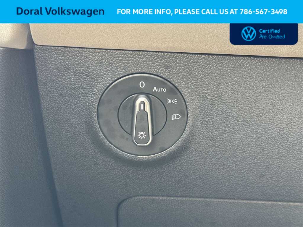 Thumbnail: 2025 Volkswagen Taos - 17