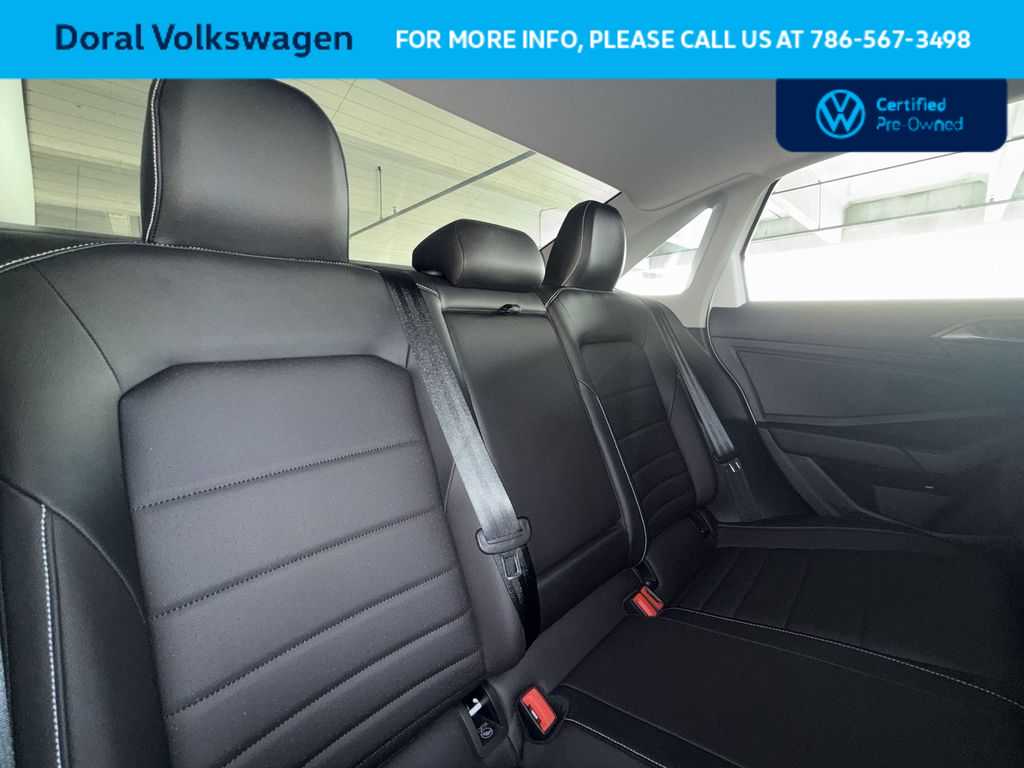 Thumbnail: 2023 Volkswagen Jetta - 26
