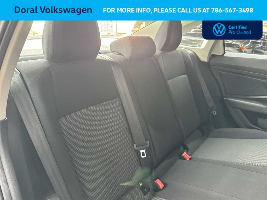 Thumbnail: 2021 Volkswagen Jetta - 26