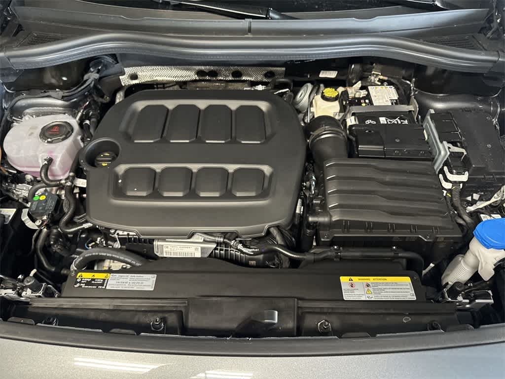 Thumbnail: 2025 Volkswagen Tiguan - 12