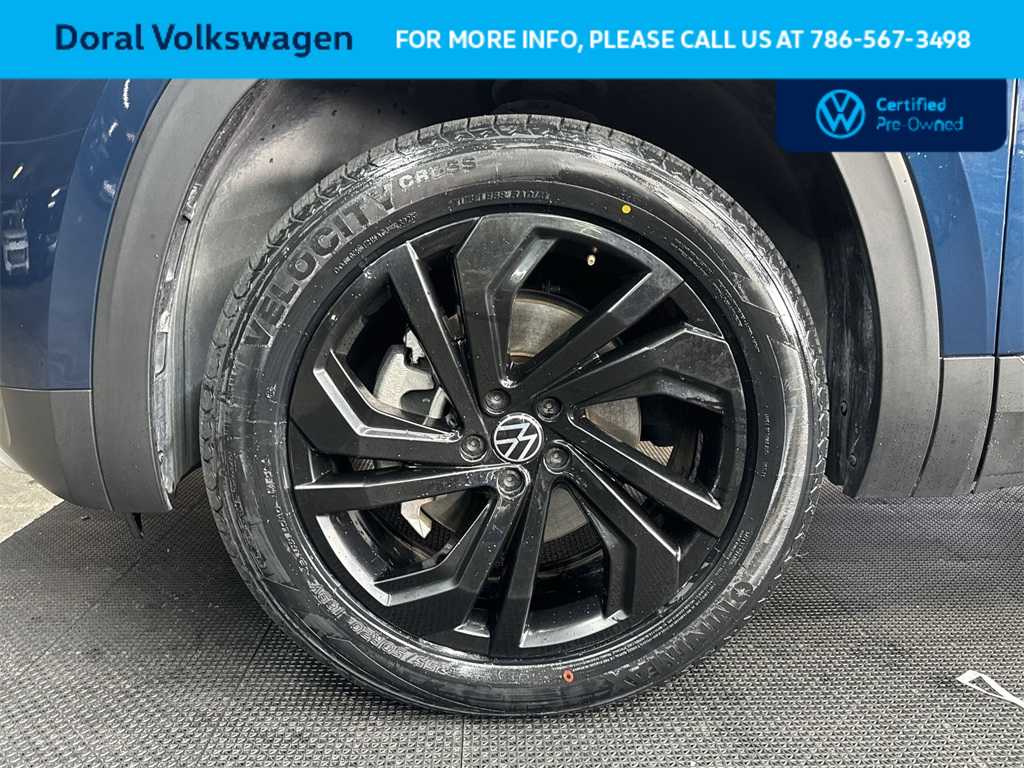 Thumbnail: 2022 Volkswagen Atlas - 10