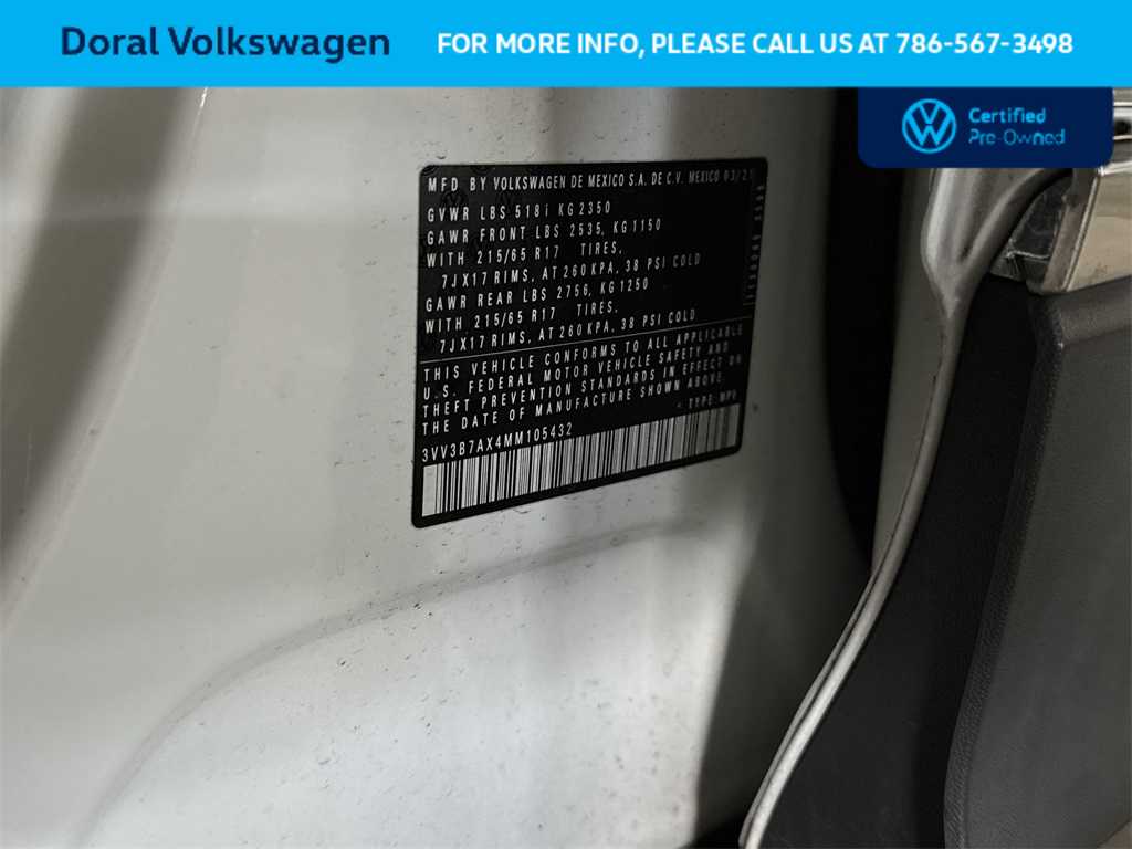 2021 Volkswagen Tiguan SE 29