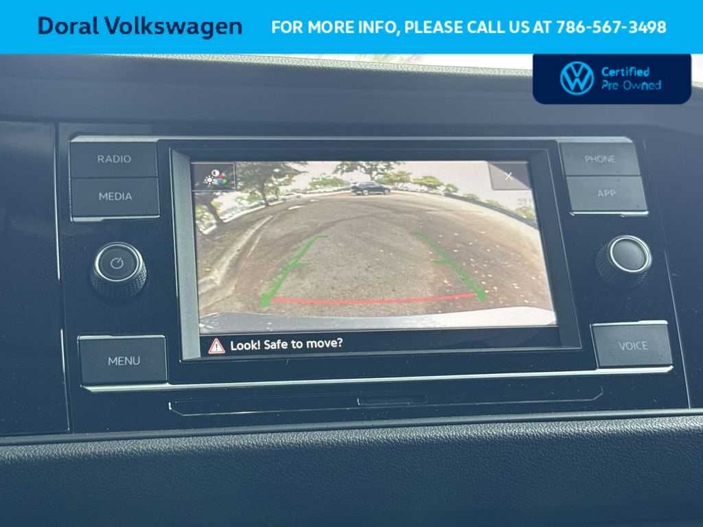 Thumbnail: 2023 Volkswagen Jetta - 19