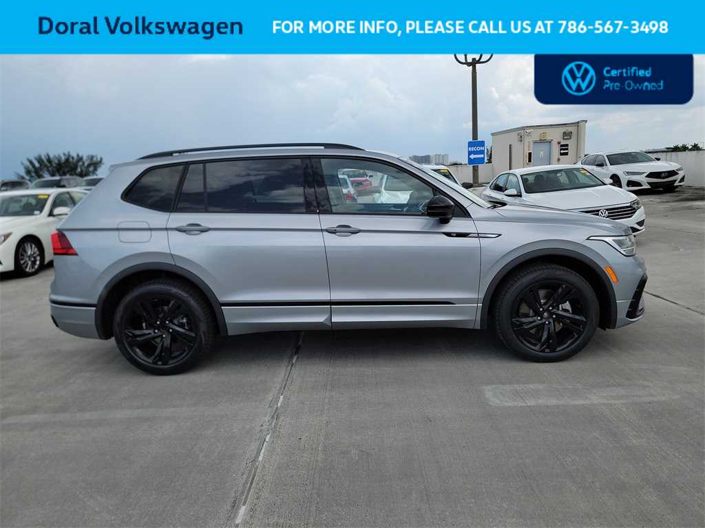 Thumbnail: 2023 Volkswagen Tiguan - 12