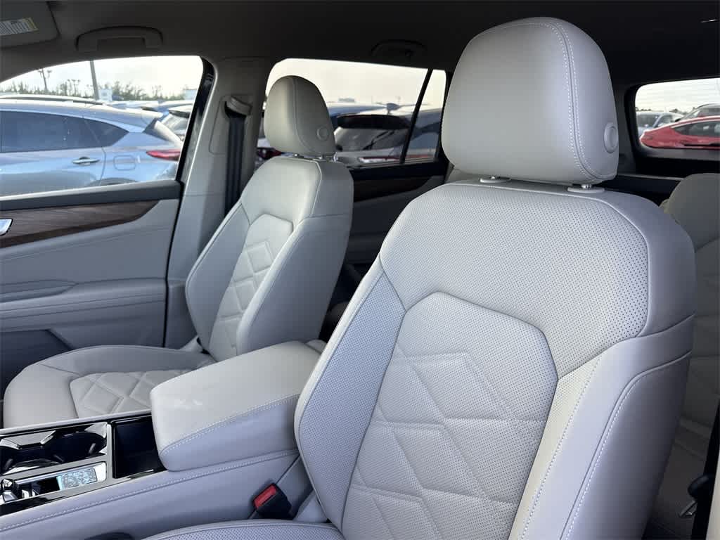 Thumbnail: 2026 Volkswagen Atlas - 14