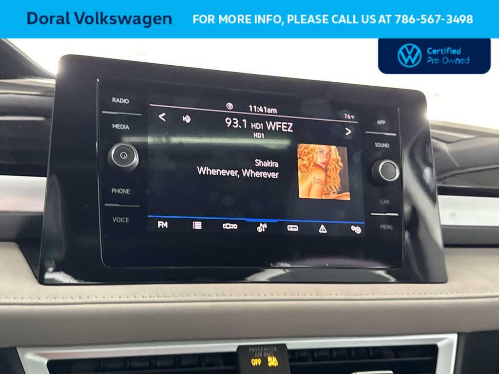 Thumbnail: 2025 Volkswagen Taos - 18