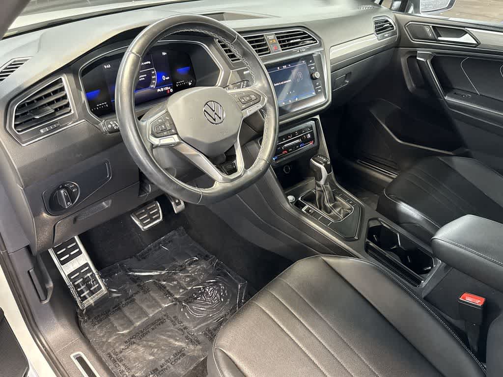 Thumbnail: 2023 Volkswagen Tiguan - 13