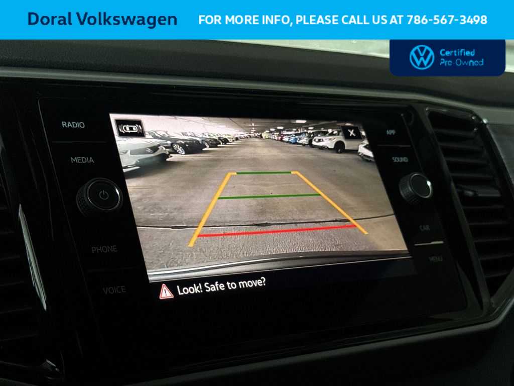Thumbnail: 2023 Volkswagen Atlas - 19