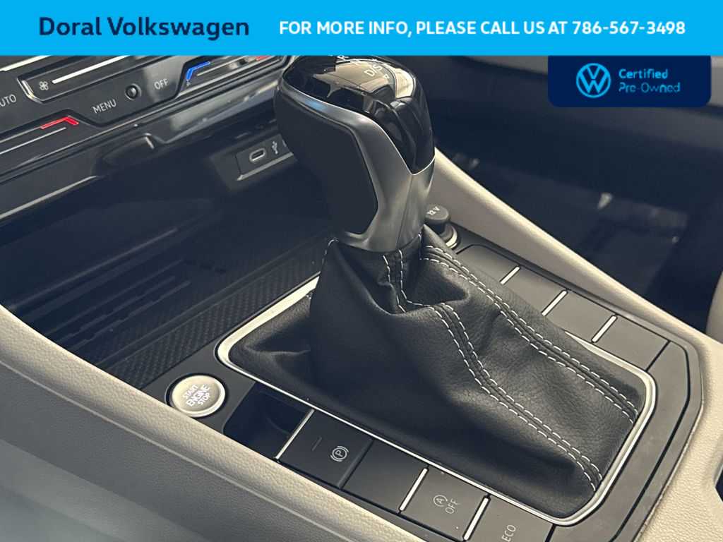 Thumbnail: 2025 Volkswagen Jetta - 21