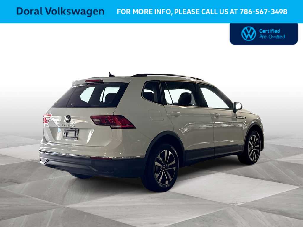 Thumbnail: 2023 Volkswagen Tiguan - 8