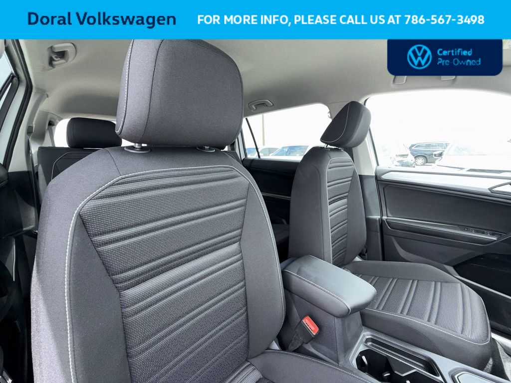 Thumbnail: 2024 Volkswagen Tiguan - 27