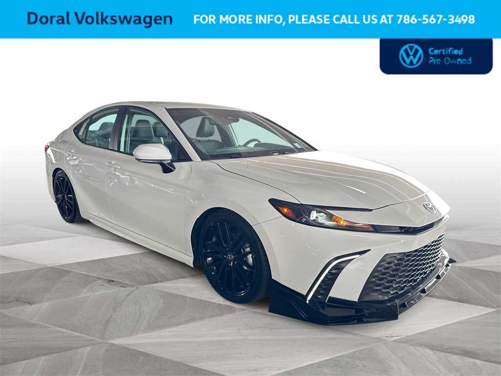 Used 2025 Toyota Camry SE Sedan