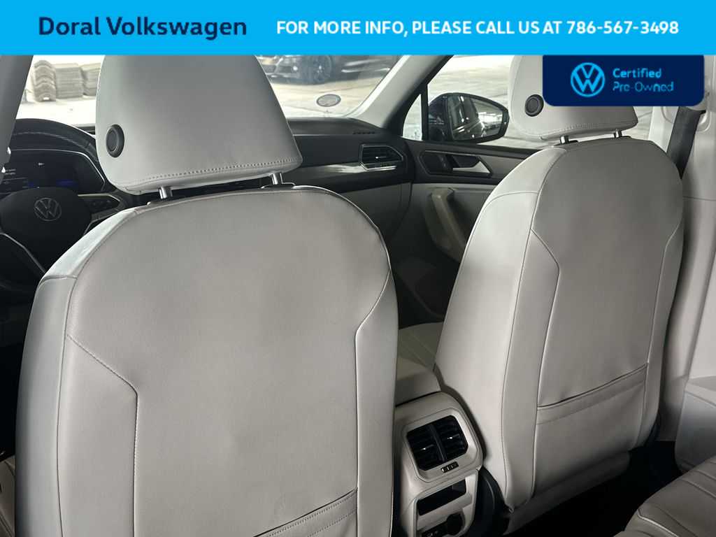 Thumbnail: 2023 Volkswagen Tiguan - 23