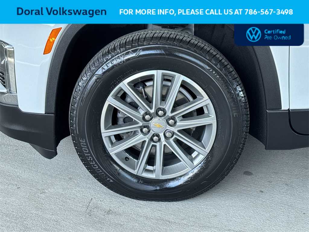2023 Chevrolet Traverse LT 10