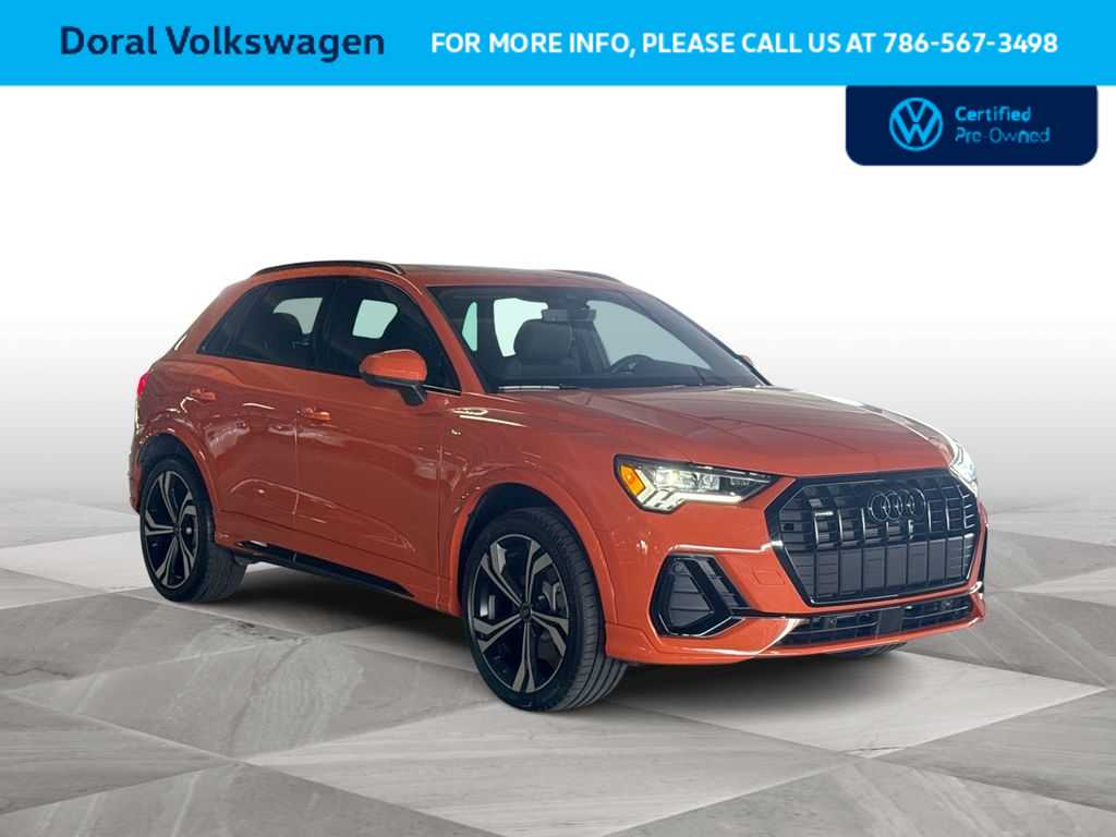 Thumbnail: 2024 Audi Q3 - 2