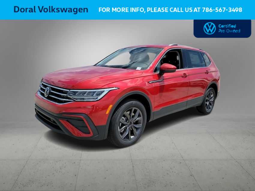 2023 Volkswagen Tiguan 2.0T SE's photo