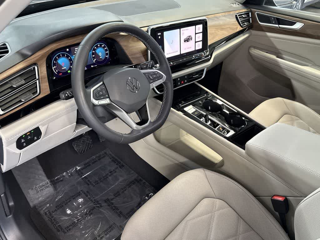 Thumbnail: 2024 Volkswagen Atlas - 13