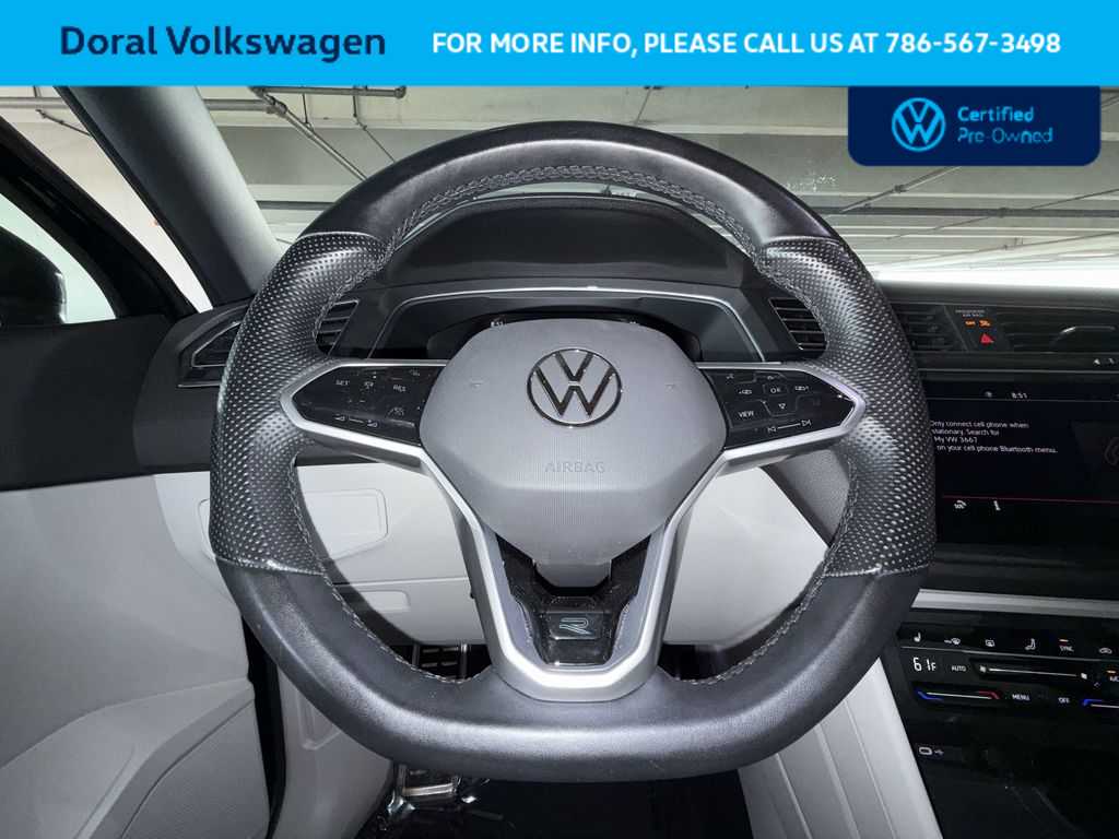 Thumbnail: 2023 Volkswagen Tiguan - 15