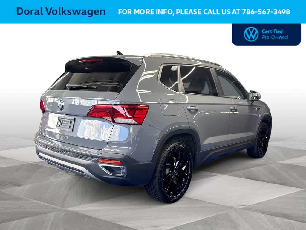 Thumbnail: 2023 Volkswagen Taos - 8