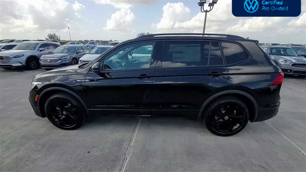 Thumbnail: 2023 Volkswagen Tiguan - 5