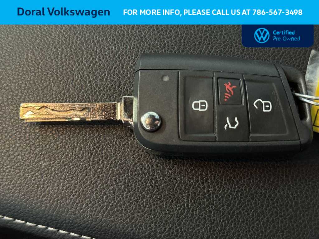 Thumbnail: 2025 Volkswagen Jetta - 28