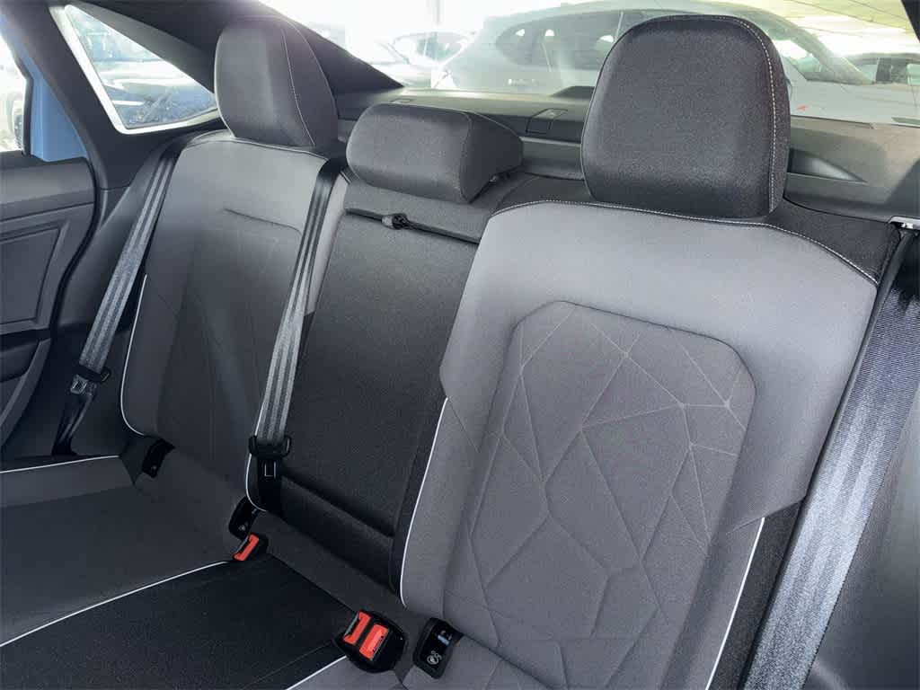 Thumbnail: 2026 Volkswagen Jetta - 22