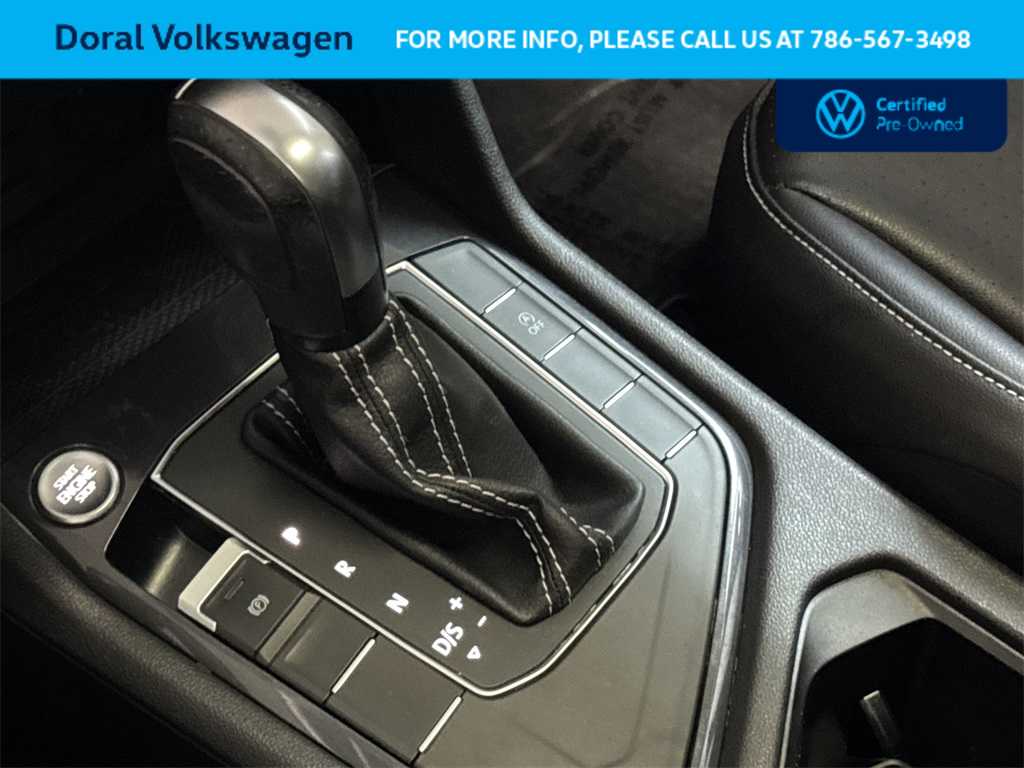 Thumbnail: 2021 Volkswagen Tiguan - 21