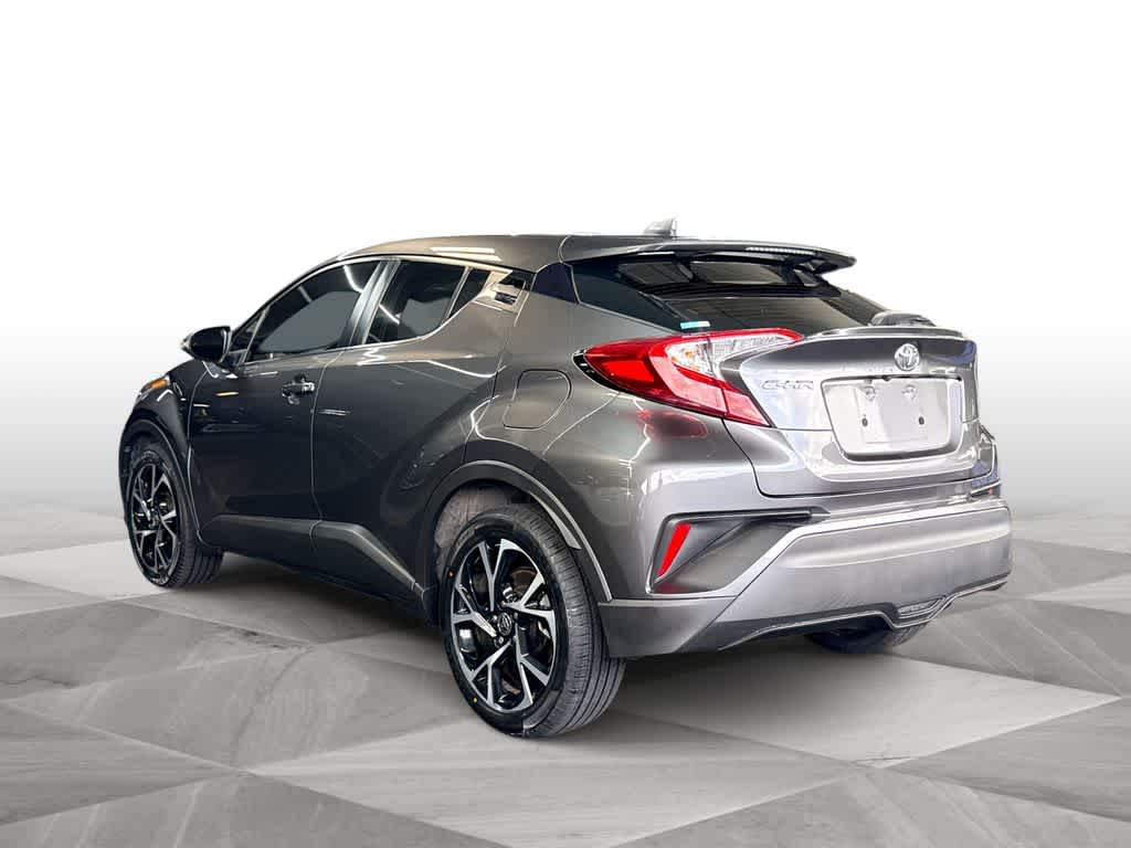 Thumbnail: 2022 Toyota C-HR - 6