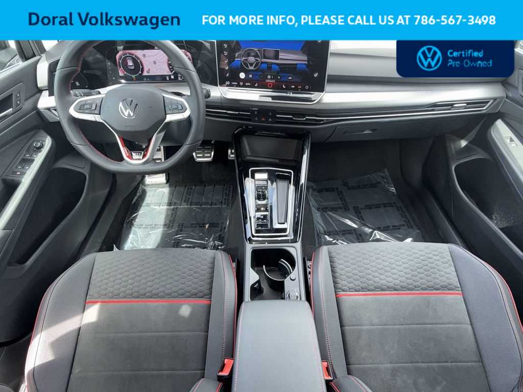 Thumbnail: 2025 Volkswagen Golf - 24