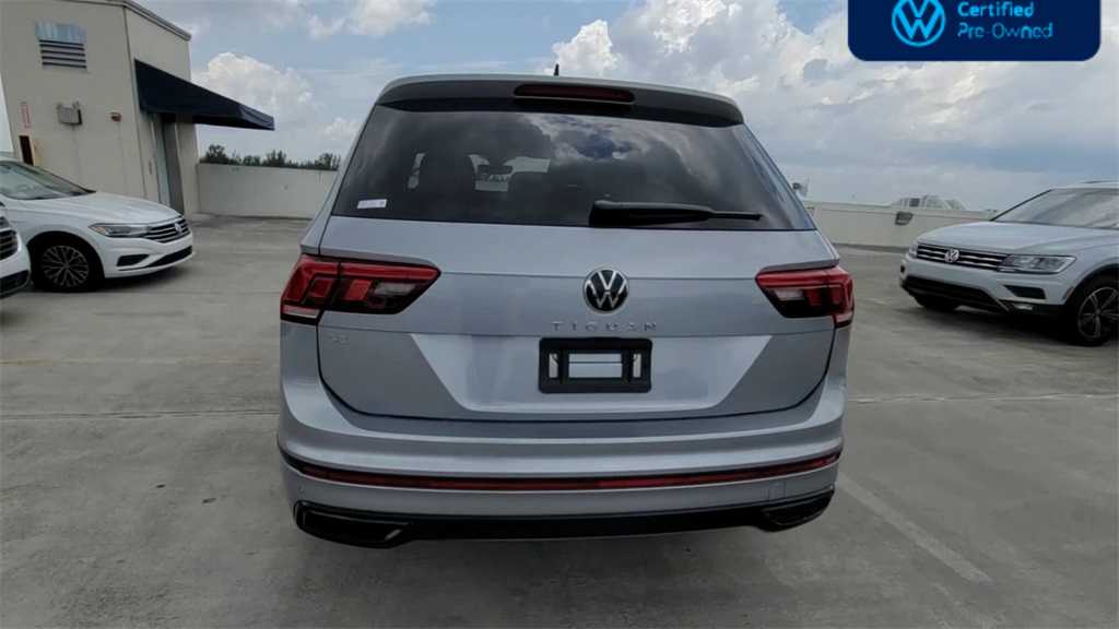Thumbnail: 2023 Volkswagen Tiguan - 8
