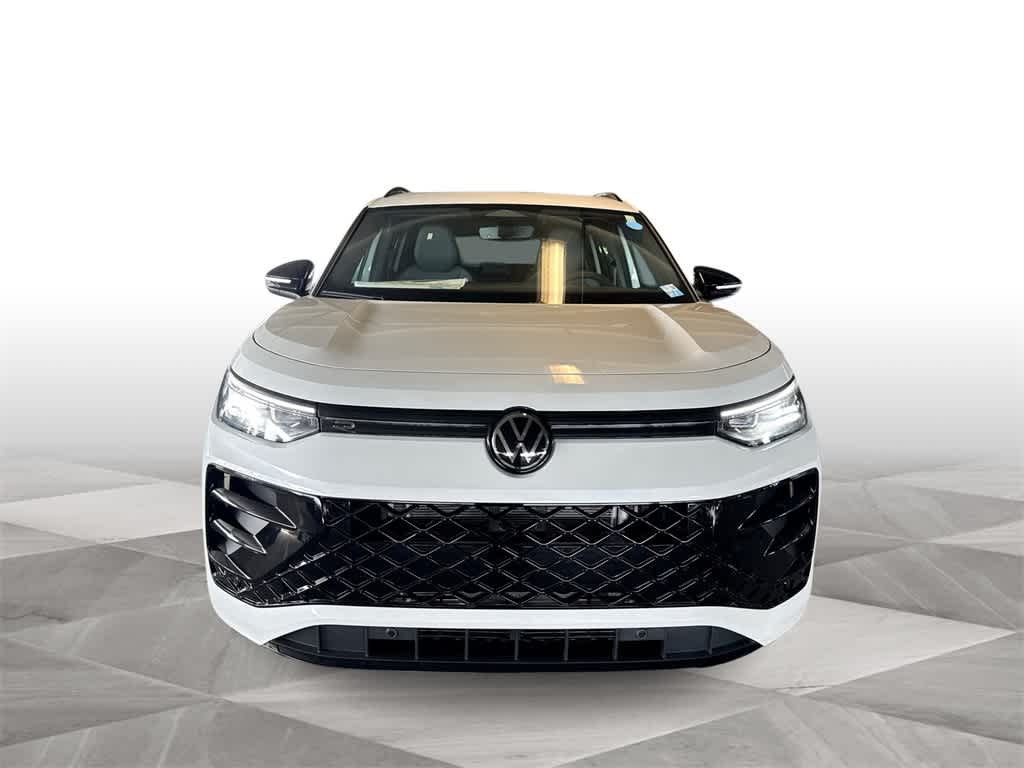 Thumbnail: 2025 Volkswagen Tiguan - 3