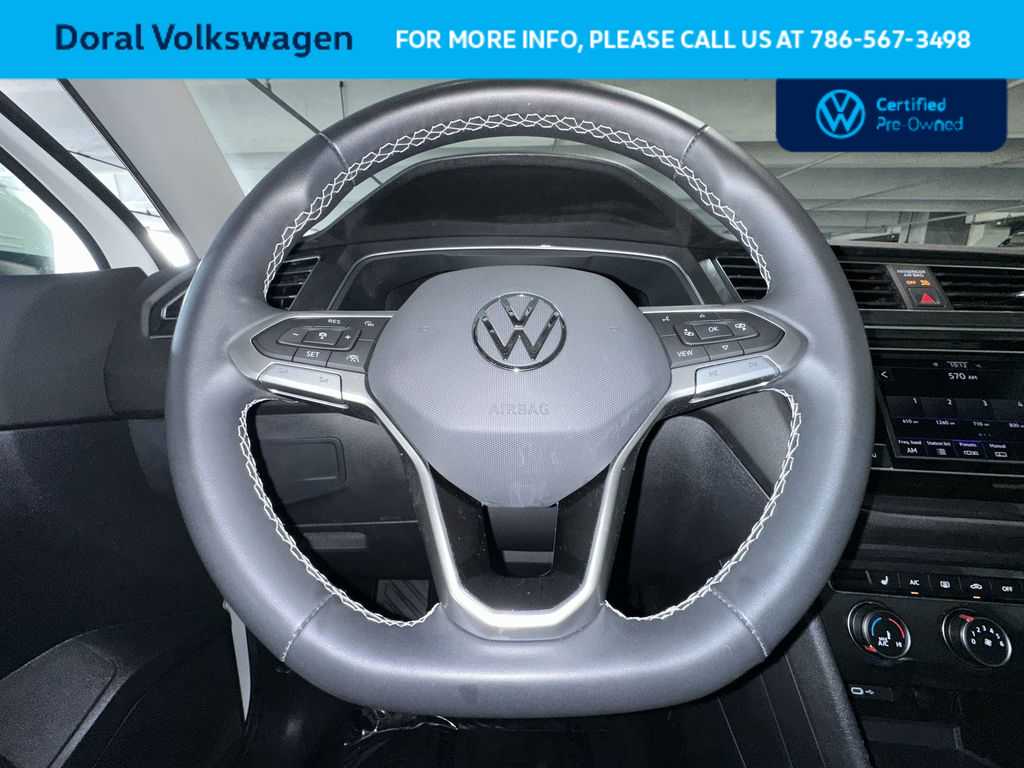 Thumbnail: 2023 Volkswagen Tiguan - 15