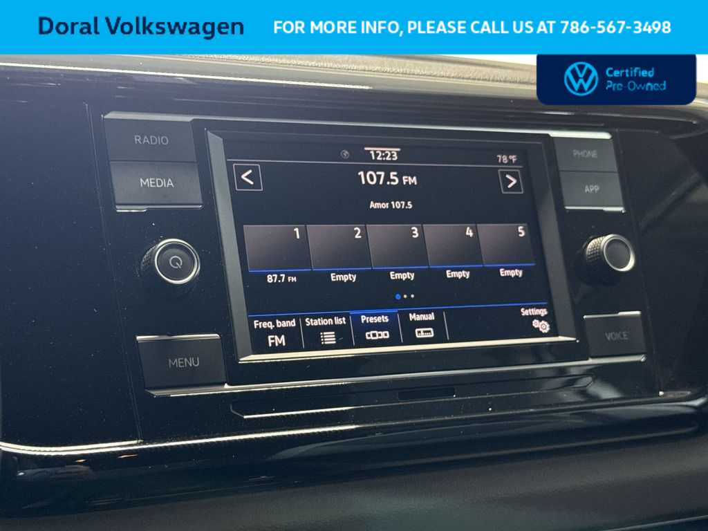 Thumbnail: 2023 Volkswagen Taos - 18