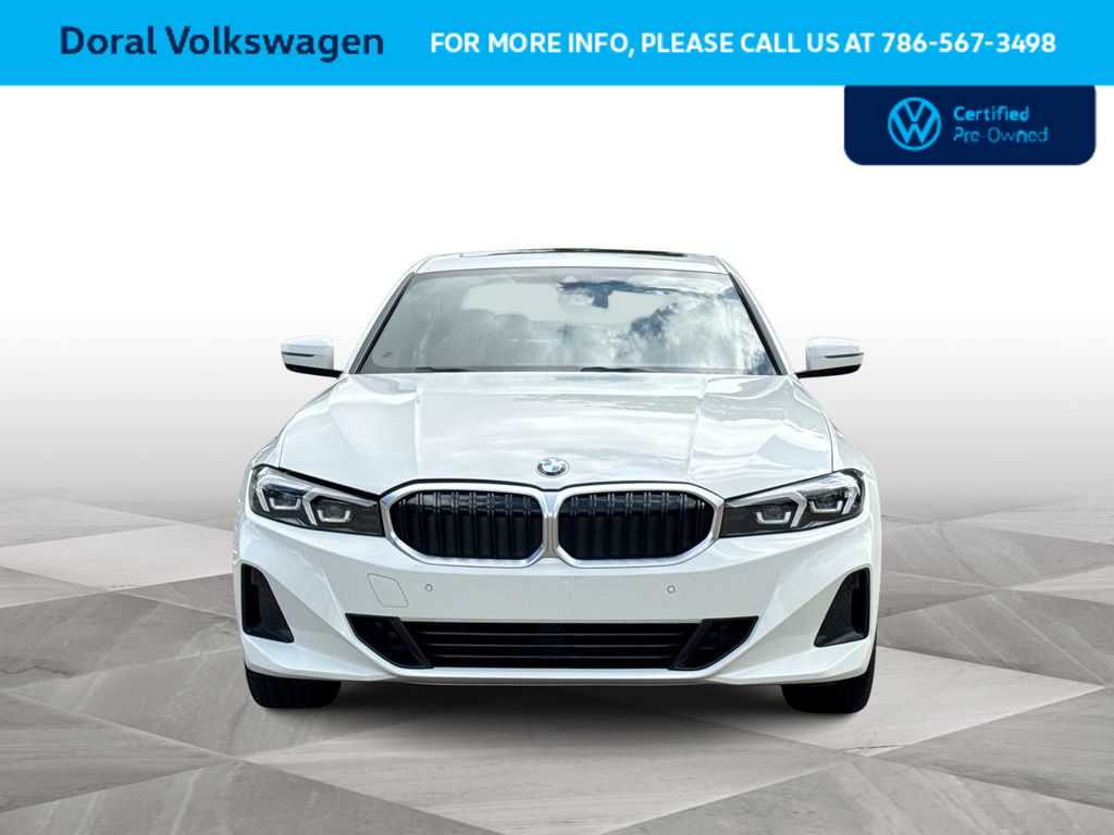 Thumbnail: 2024 BMW 3 Series - 3