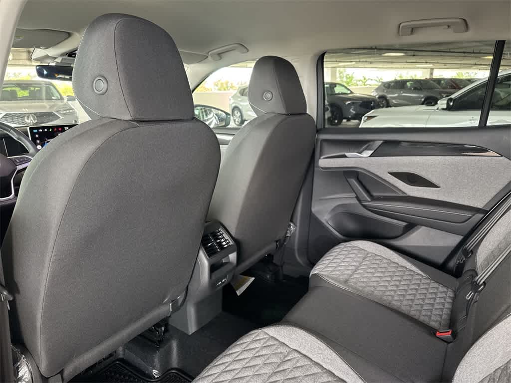 Thumbnail: 2026 Volkswagen Tiguan - 23