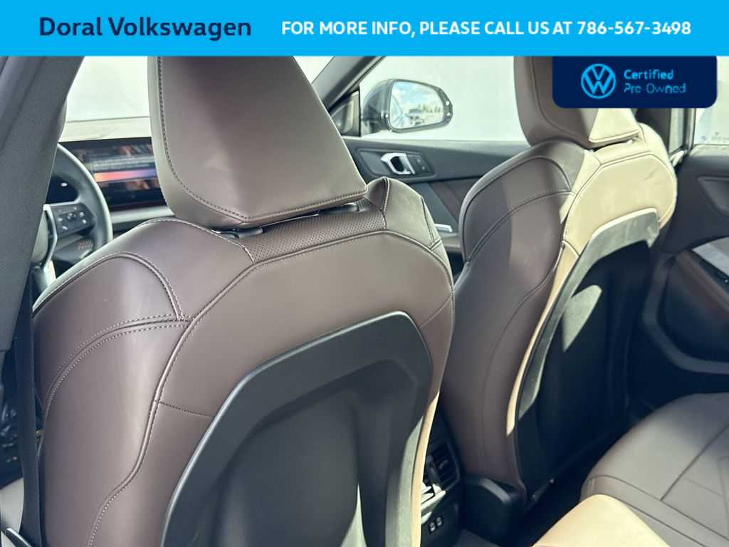 Thumbnail: 2025 BMW 2 Series - 23